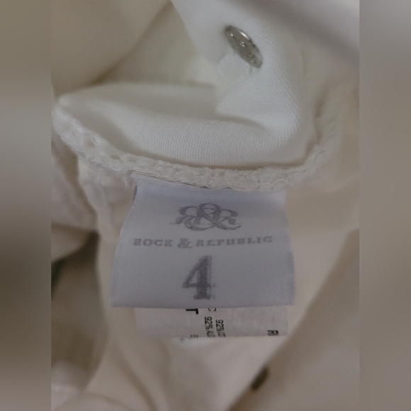 Rock & Republic shorts - Picture 5 of 5